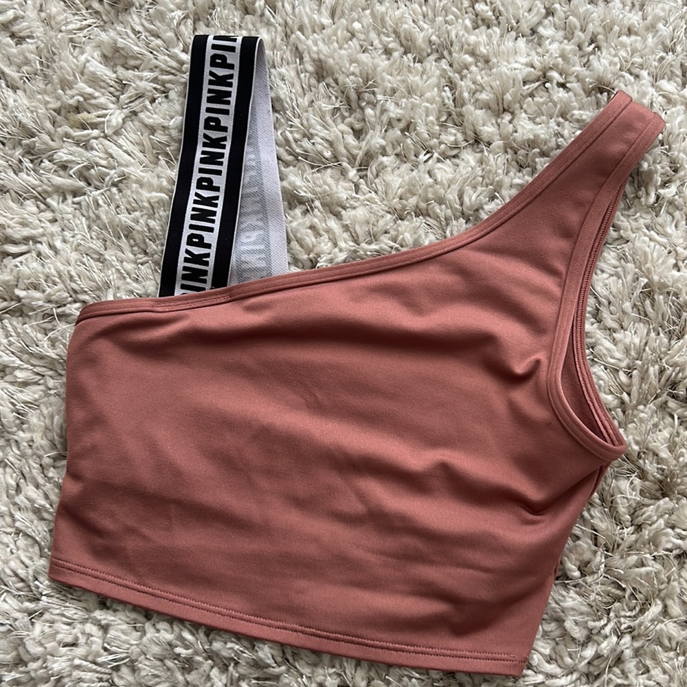 VS Pink ultimate sports bra